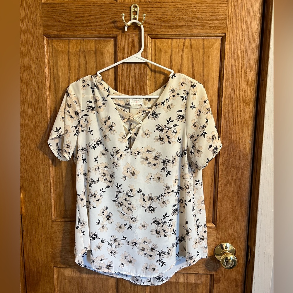 Women’s dress shirt